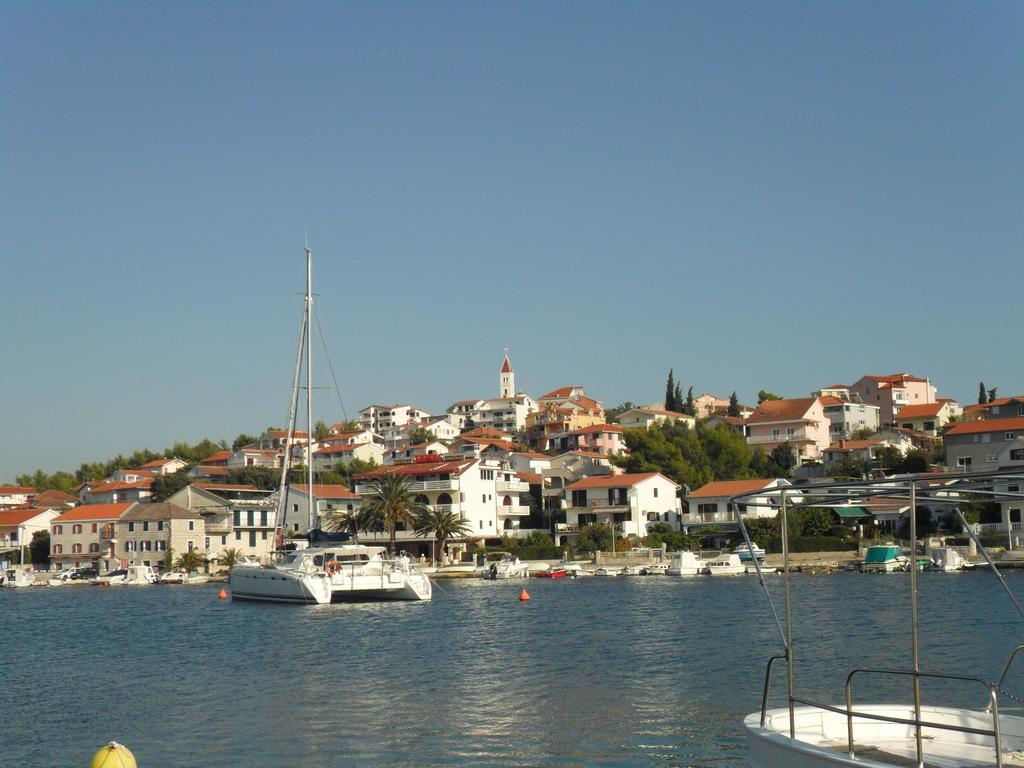 Apartments Vukman Seget Vranjica Bagian luar foto