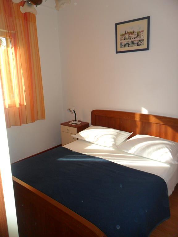 Apartments Vukman Seget Vranjica Bagian luar foto